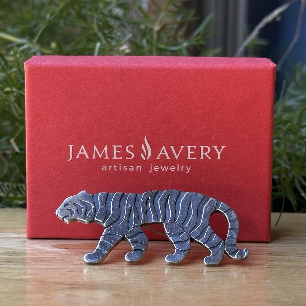 VTG James Avery Tiger Brooch Pin 2.25 Inch Retired Box 925 Sterling 15.8 grams‎